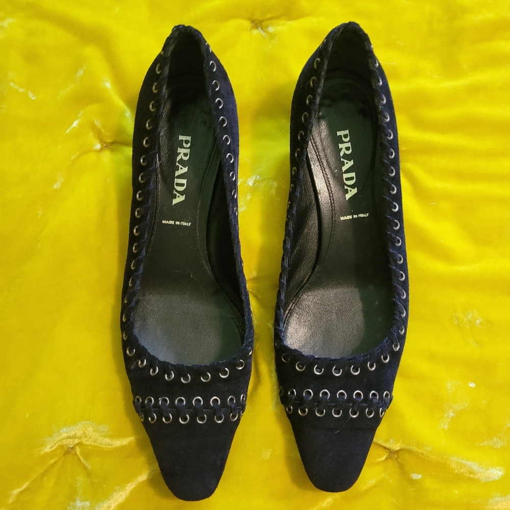 Black Prada kitten heels size 8